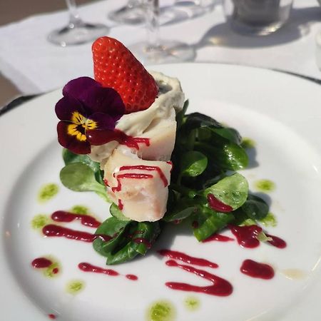 Logis Hotel Restaurant L'Auberge Normande Carentan Eksteriør bilde