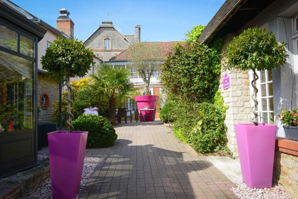 Logis Hotel Restaurant L'Auberge Normande Carentan Eksteriør bilde