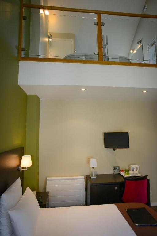 Logis Hotel Restaurant L'Auberge Normande Carentan Eksteriør bilde