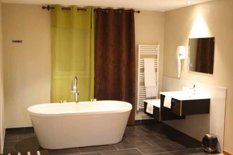 Logis Hotel Restaurant L'Auberge Normande Carentan Eksteriør bilde